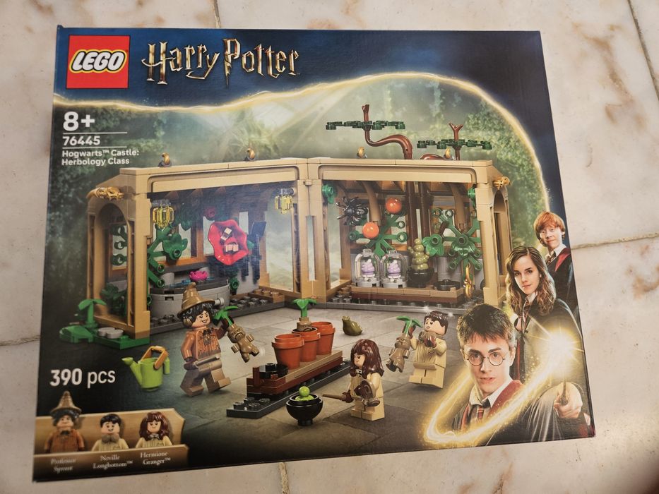 Lego Harry Potter Aula de Herbologia (Artigo novo)