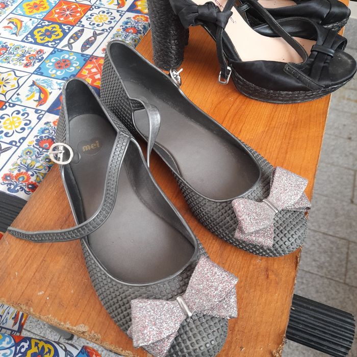 Calçado de várias marcas