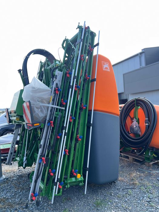 Opryskiwacz polowy Amazone UF 2002 z przednim zbiornikiem FT 1502 Nowy