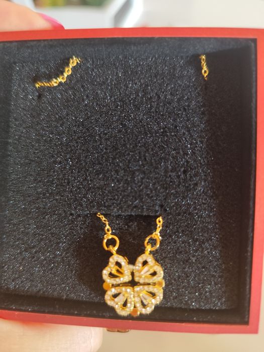 Guarda jóias prenda