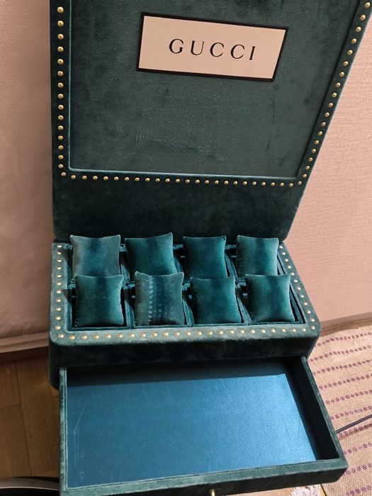 Mostrador relógios / Jóias  Gucci