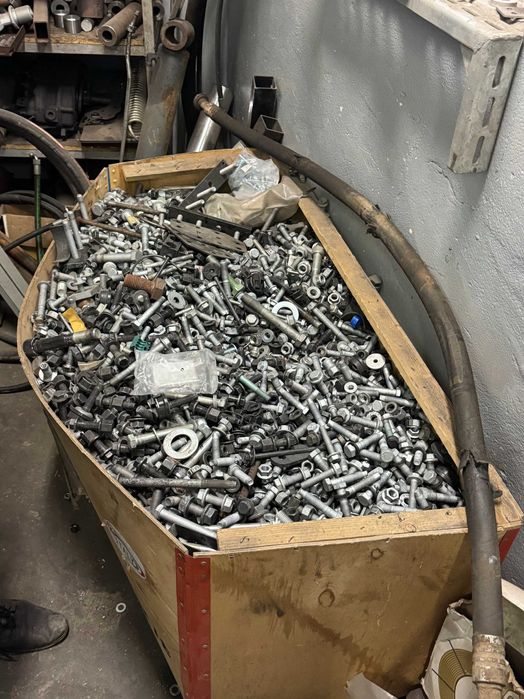 Śruby twarde m10 m12 m14 na kilogram