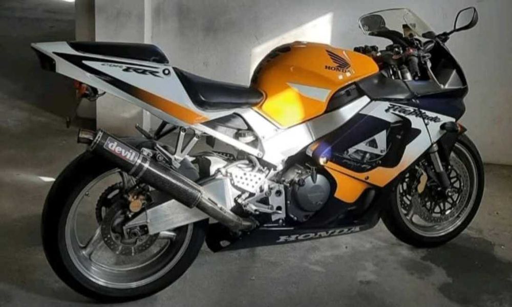 Honda cbr 929rr sem interesse em trocas!!!
