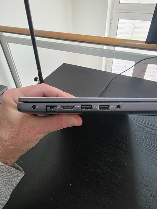 Dell Inspiron 7572514477186341949447