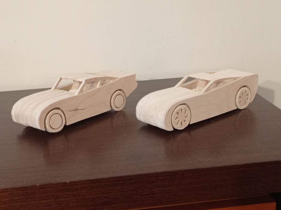 Carrinhos de Madeira Artesanais