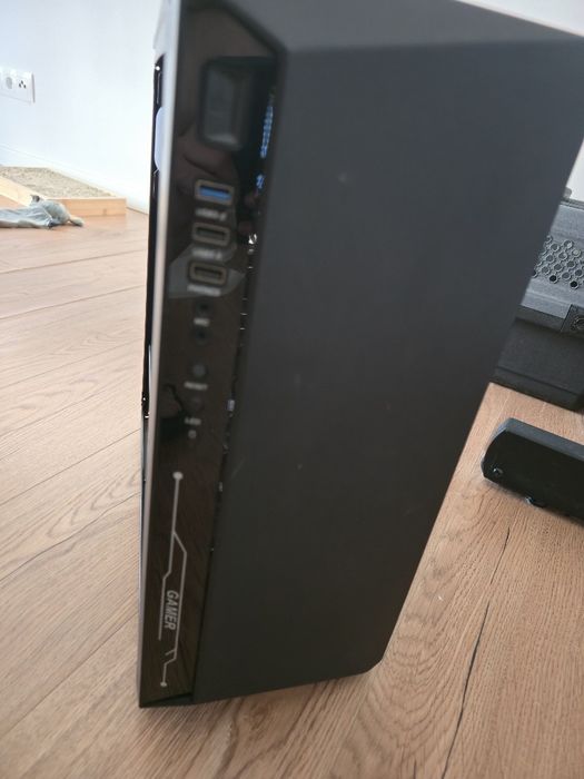 Pc  bez karty graficznej i zasilacza