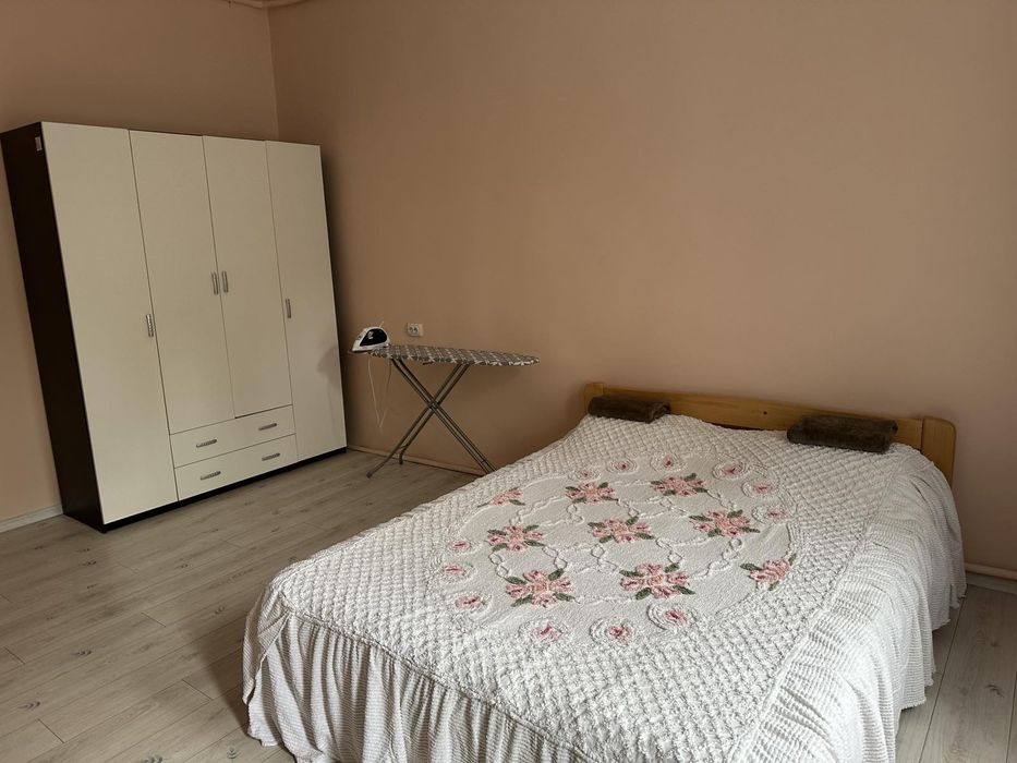 Подобово 1 кімнатна квартира в  центрі  -вул. О. Кобилянської,