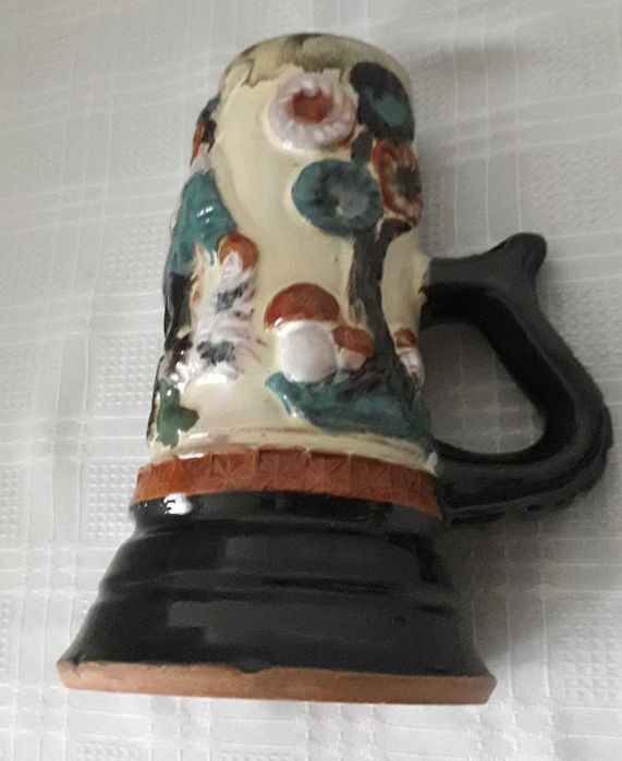 KUFEL PRL duży ceramiczny kolorowy ozdobiony scenką rodzajową