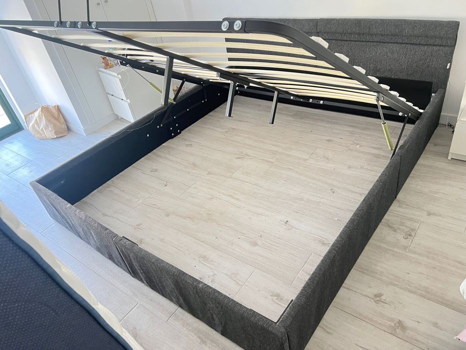 Cama com luz led 180x200