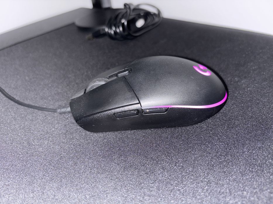 Rato LogitechG203