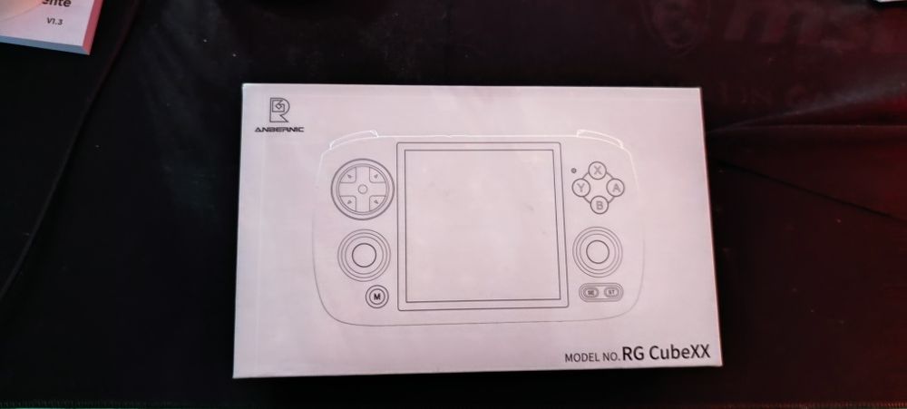 Ambernic RG Cube xx