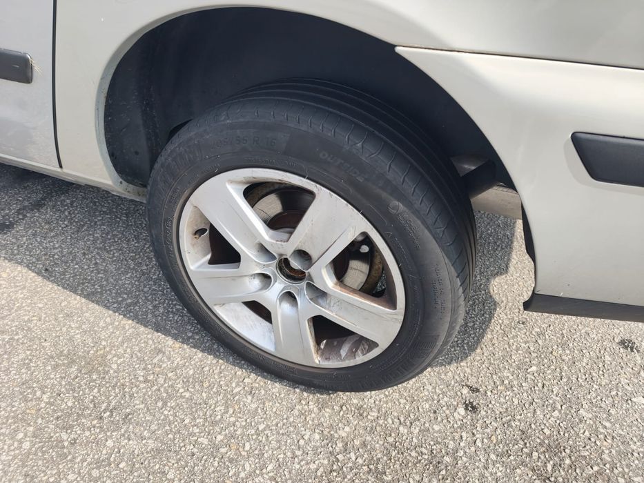 Volkswagen Sharan 1.9 TDI 115 cv – 2001