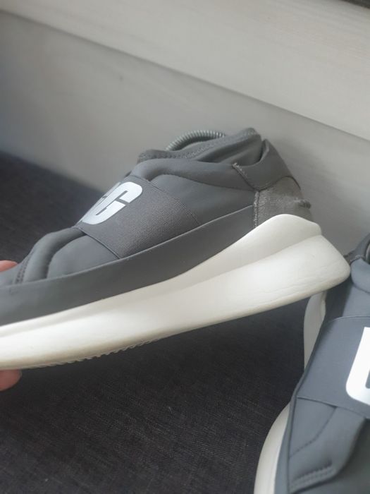 Buty adidasy  damskie  sportowe adidasy ugg orginalne