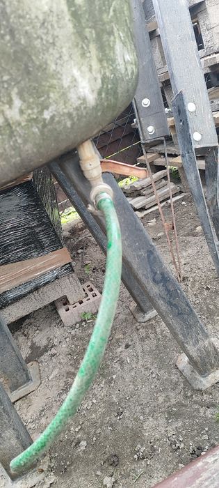 Beczka 150l na wodę plus kran, pokrywa i stelaż