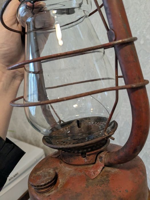 Гасова лампа, лампа Аладіна, летюча миш