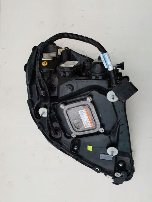 lampa przednia prawa lewa chevrolet corvette c6 227930013