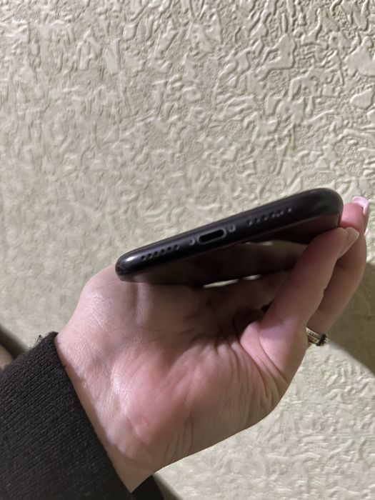 Iphone XR 64GB памʼяті