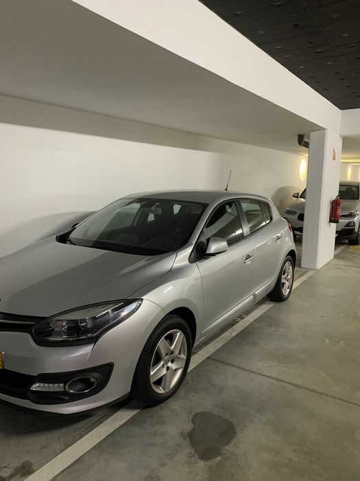 Renault Mégane 1.5 DCI Dynamique SS — photo 2
