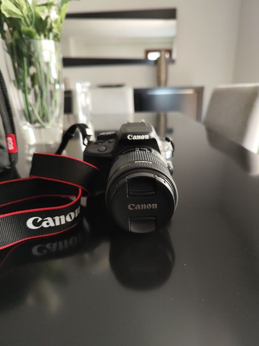 Máquina Fotográfica Canon EOS 100D *como Nova*