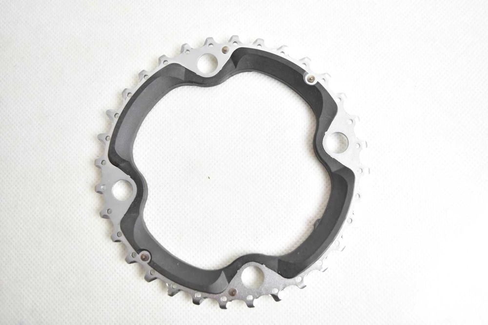 NIEUŻYWANA zębatka SHIMANO 32-ae ! bcd 104 ! środkowa ! stalowa !