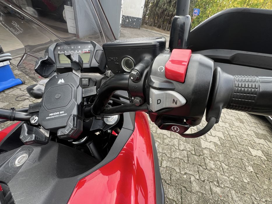 Sprzedam Piękną Honde nc700x maly przebieg serwisowana