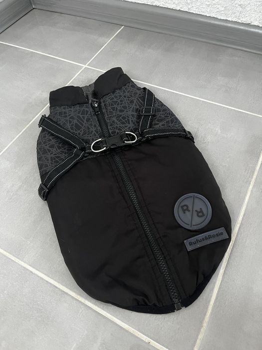 Одяг для собаки – жилет і светрик (нові)