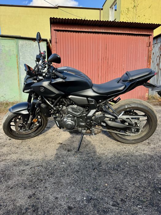 Yamaha MT-07 Y-AMT  niski przebieg, na gwarancji, polki salon