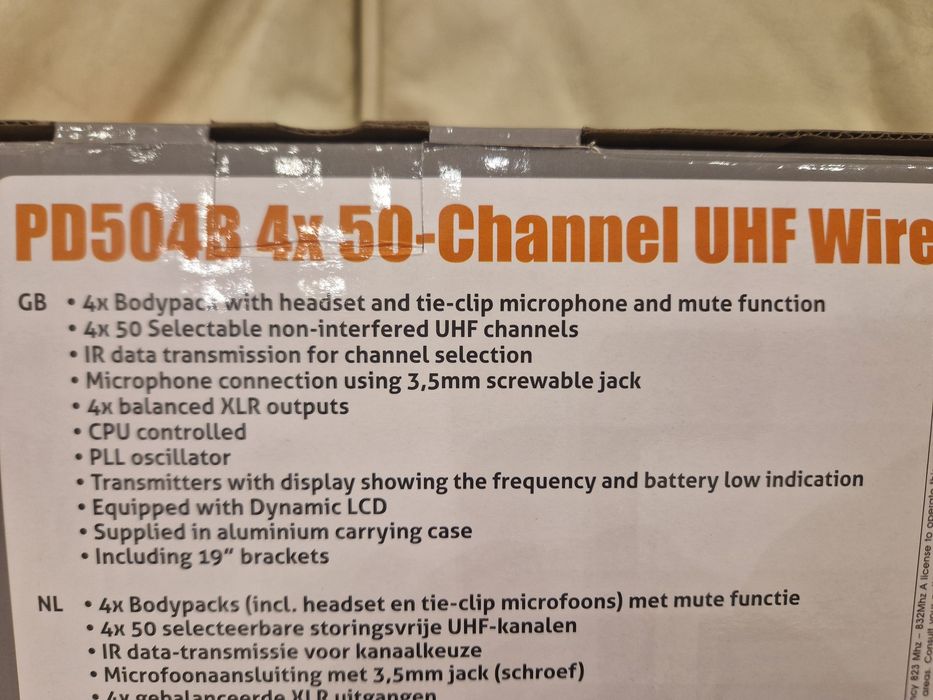 Zestaw 4 mikrofonów bezprzewodowych