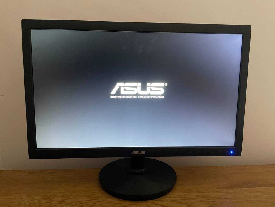 Monitor ASUS 22" Full HD | VS228NE | DVI / VGA | 1920x1080