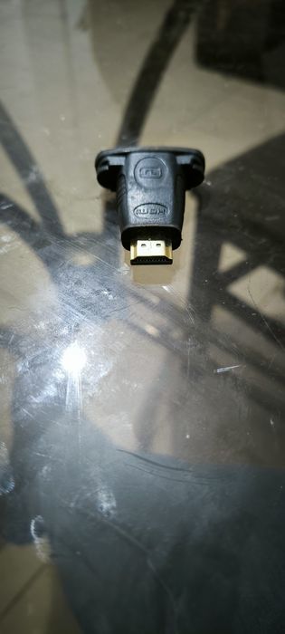 Adaptador HDMI DVI-D Preto e dourado