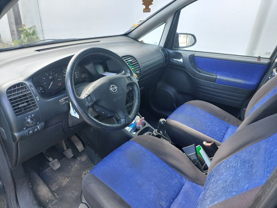 Vendo Opel Zafira 1.6 Gasolina • 7 lugares • Único dono