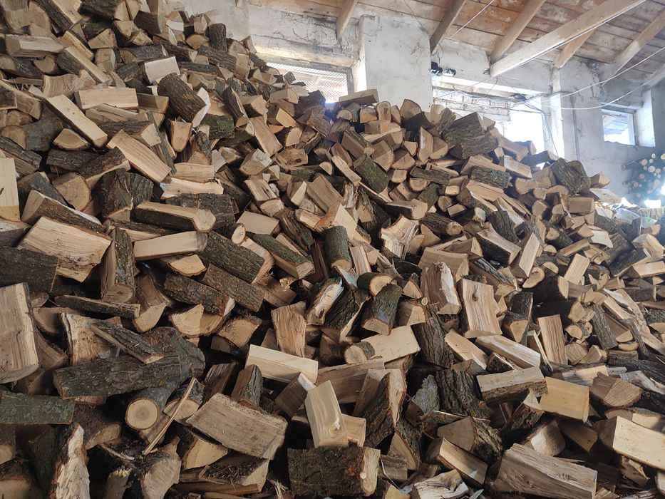Дрова : Акация, дуб..