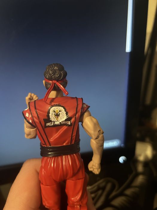 Power Rangers x Cobra Kai Miguel Lightning Collection figurka