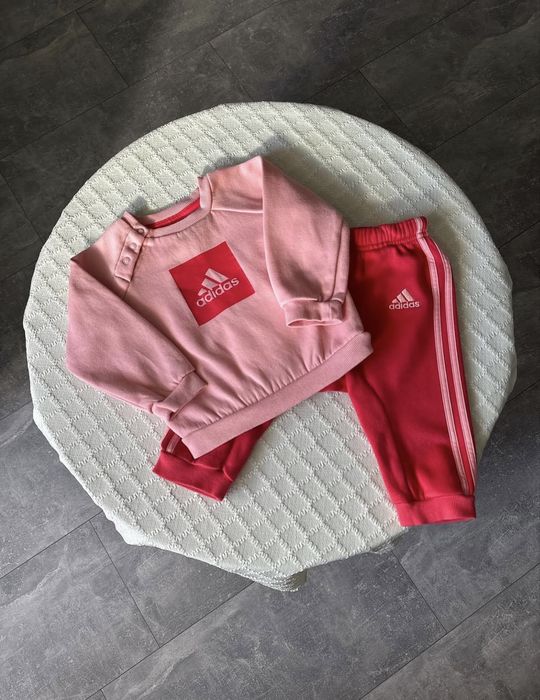 Костюм Adidas на дівчинку