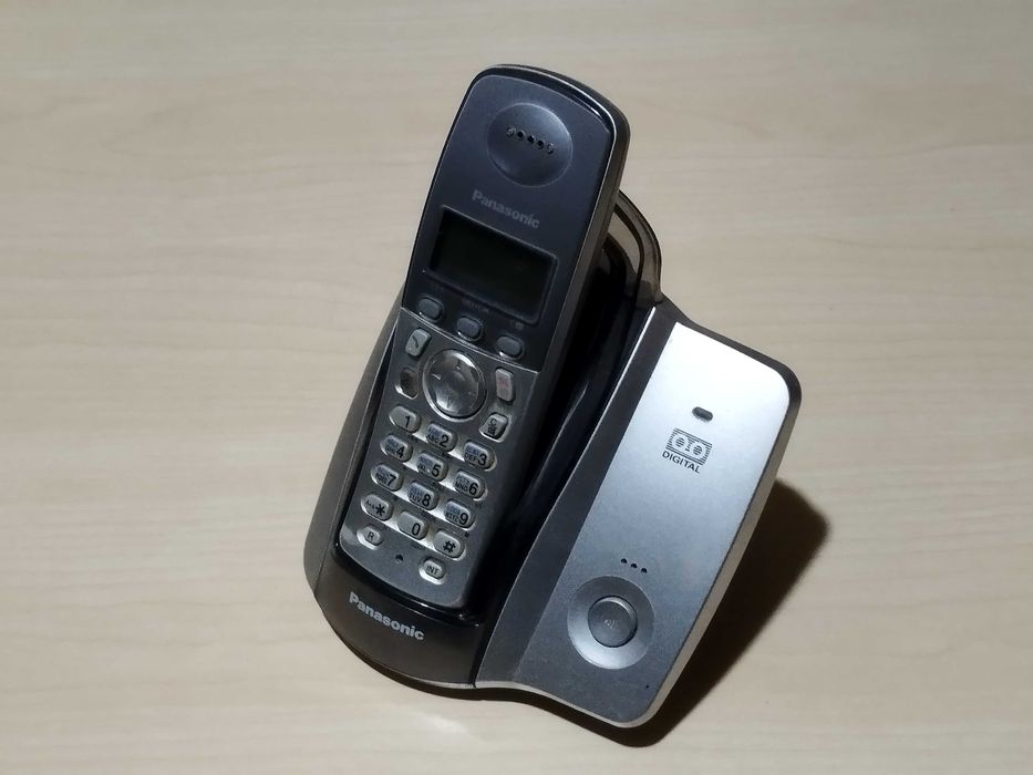 Радіотелефон Panasonic KX-TCD225UA