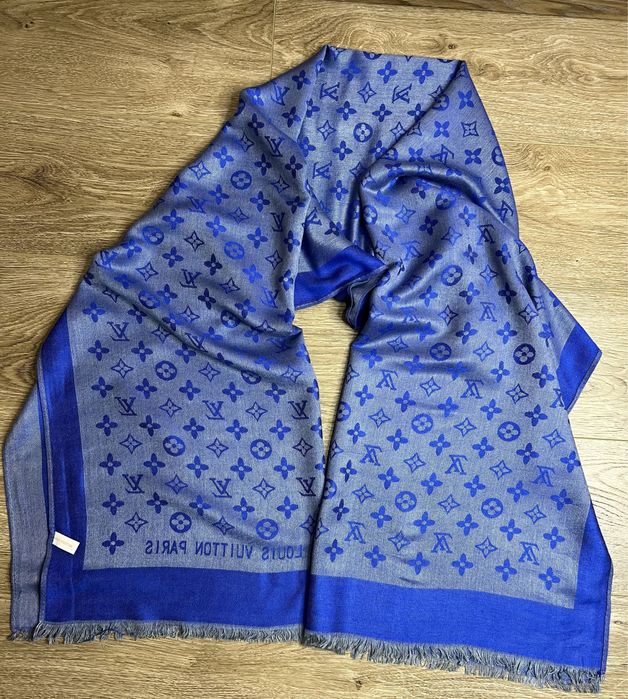 Продам бомбезний шарф LOUIS VUITTON