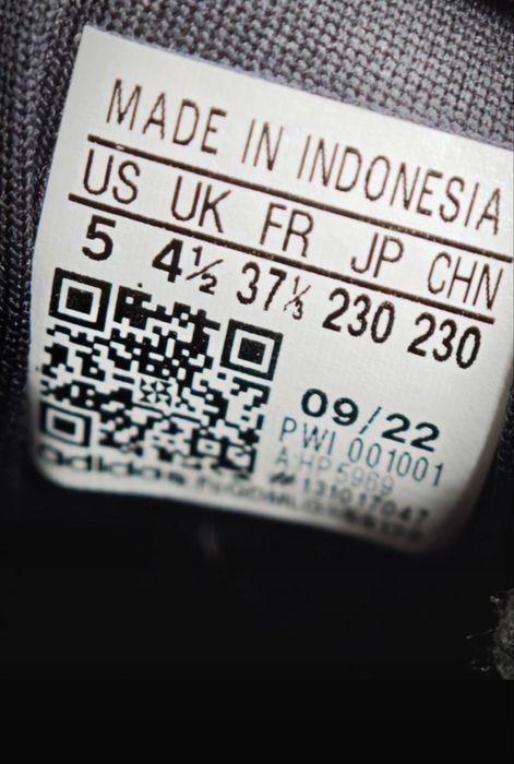 Sapatilhas Adidas Avryn 37 Novas