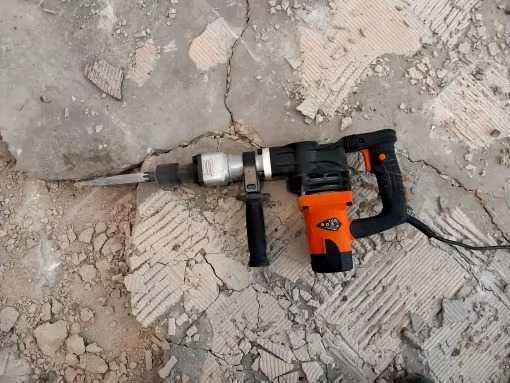 Martelo elétrico de demolição 1400W