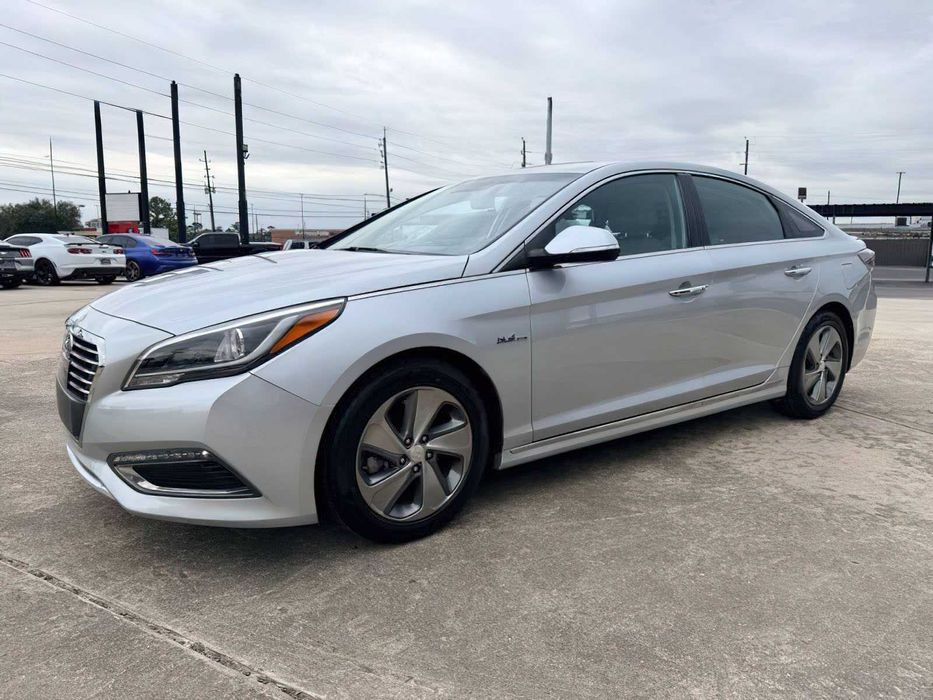 Hyundai Sonata Limited      2017