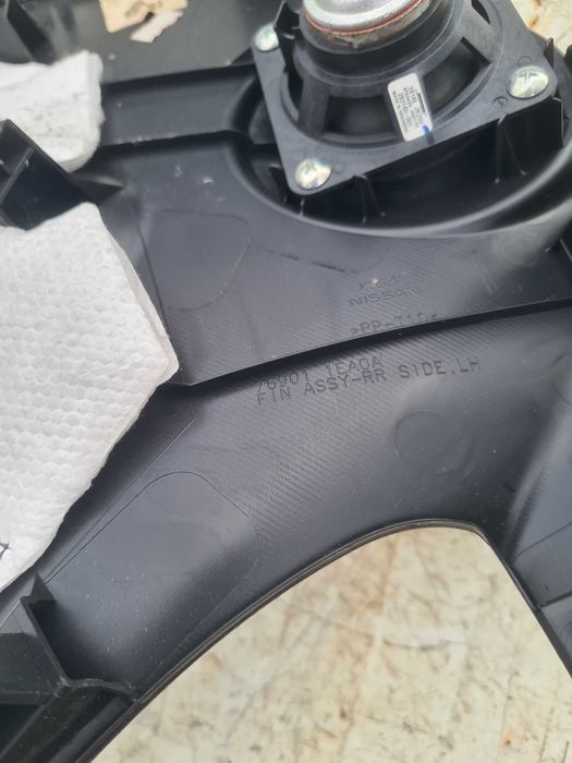 Nissan 370z tapicerka boczek tył lewy głośnik 76901-1EA0A