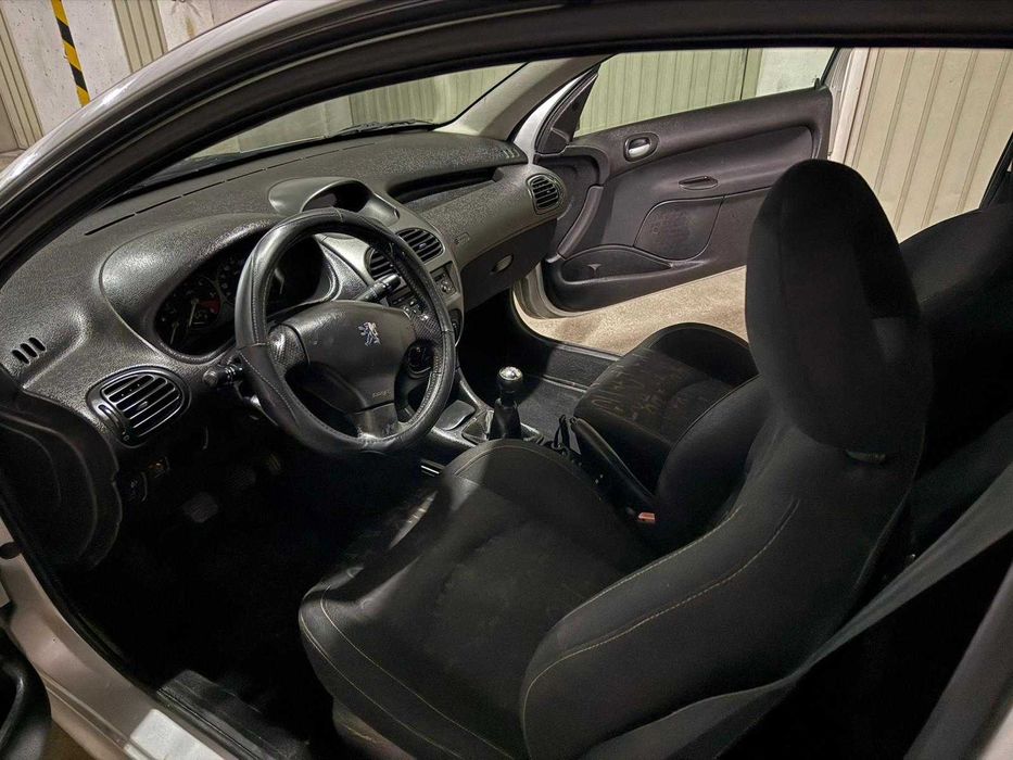 Peugeot 206 2.0 HDI Super económico