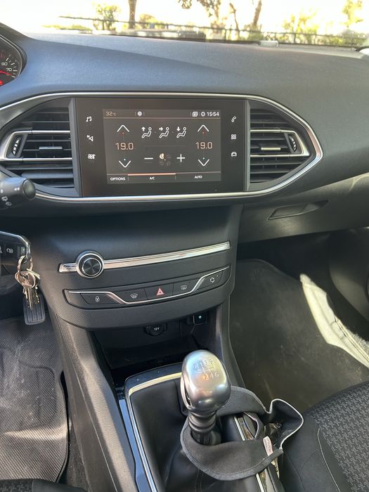 Vende-se Peugeot 308