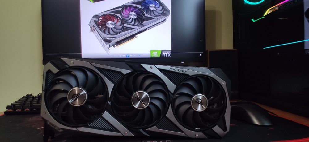 asus rog strix rtx 3070 - купити комп'ютери та комплектуючі