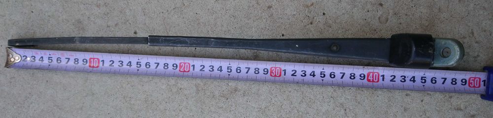 Продам держатель щетки стеклоочистителя (для ВАЗ 2109 или Таврия)