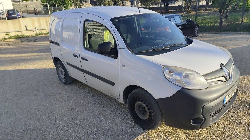Kangoo nacional 2019 €7500,00
