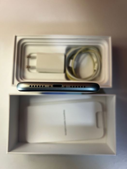 iPhone 11 64Gb | Caixa original + Carregador