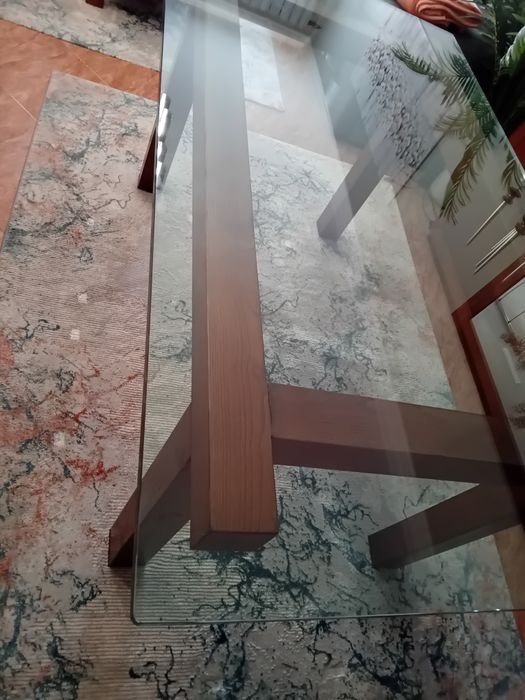Mesa de sala com 6 cadeiras