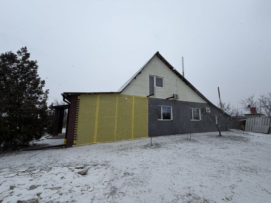 Продам дом Безлюдовка.С ремонтом.