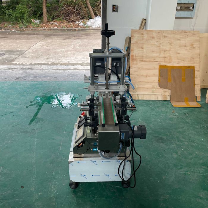 Máquina de tampar de mesa, máquina de vedação de garrafas com parafuso