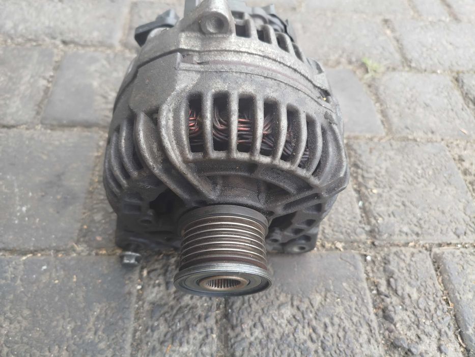Генератор Nissan Interstar Opel Movano Renault Master Trafic 2.5 dCi